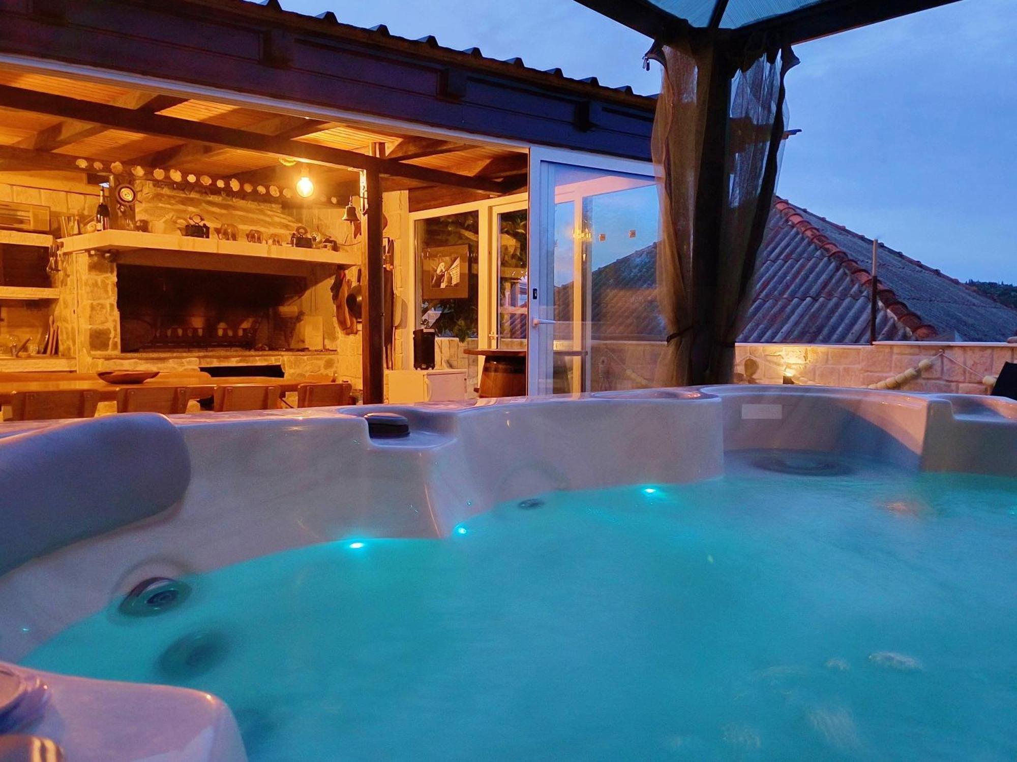 Luxury Sunrise Jacuzzi Apts, 50 M From The Beach Kali Eksteriør bilde