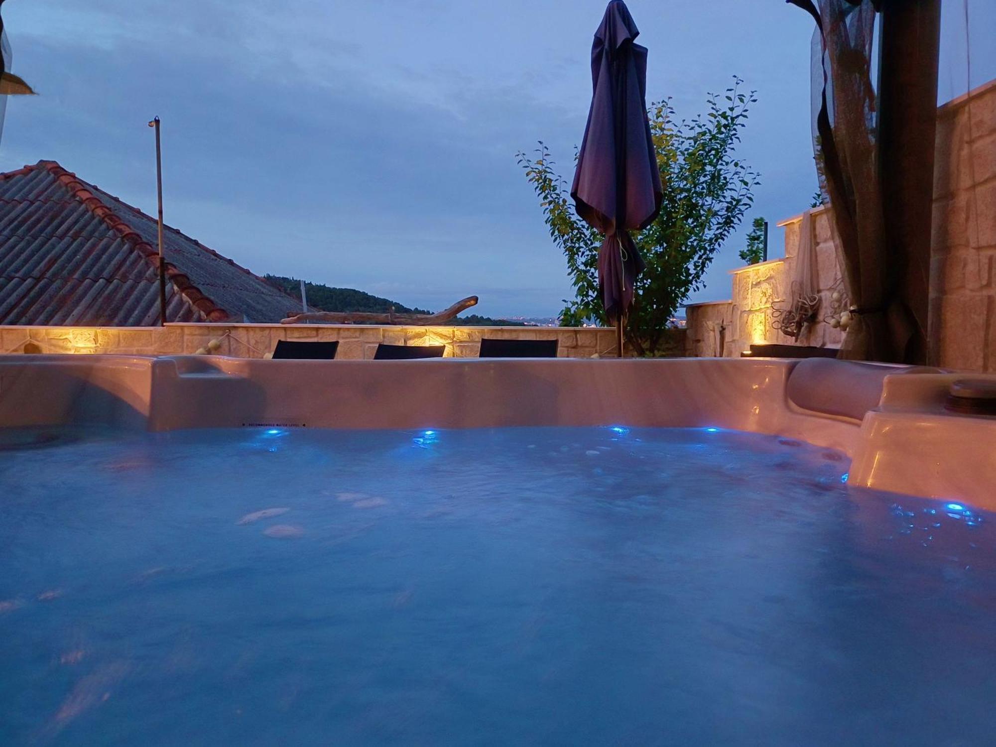 Luxury Sunrise Jacuzzi Apts, 50 M From The Beach Kali Eksteriør bilde