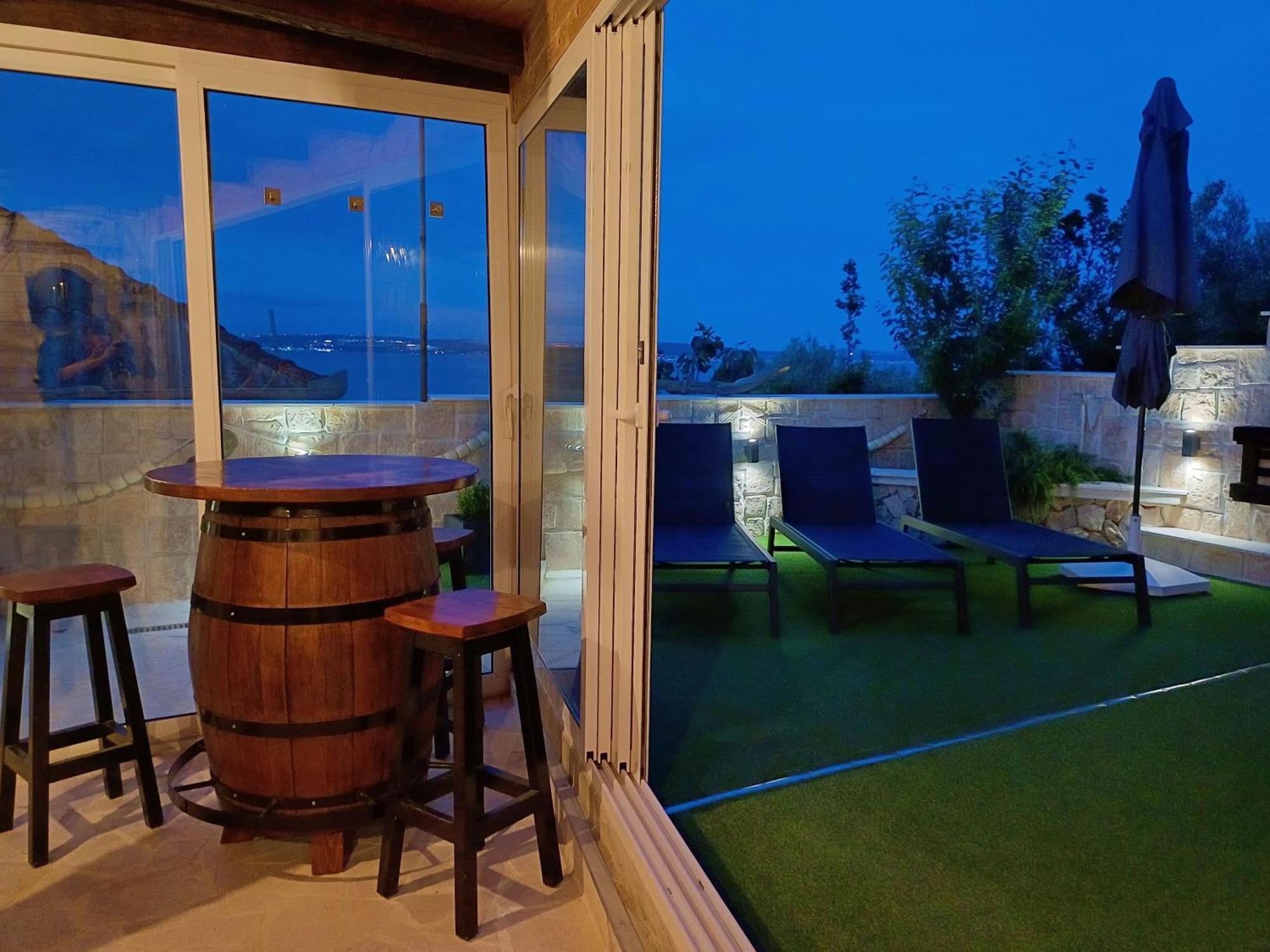 Luxury Sunrise Jacuzzi Apts, 50 M From The Beach Kali Eksteriør bilde